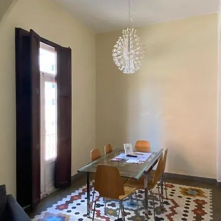 Coroa Malvarrosa Apartmán *